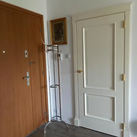 Apart Studio Lazienki Park Daire