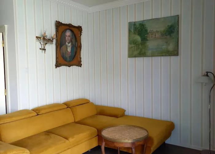 Apart Studio Lazienki Park * وارسو